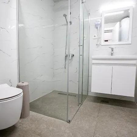 Queens Central Apartments Ohrid Exterior photo